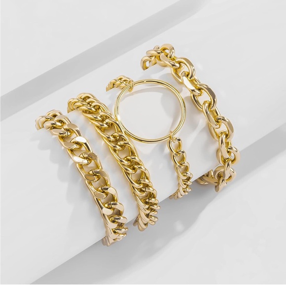 COPY - 🆕💛Stunning 4 Gold Colored Lightweight Chain Bracelet Set💛 - Picture 3 of 3